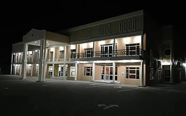 Adansonia Hotel Maun