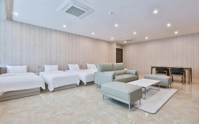 Oscar Hotel