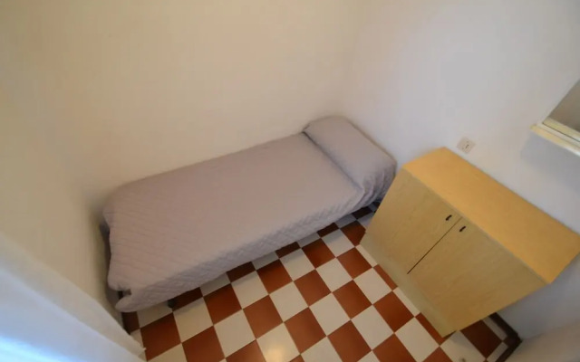 Comfy Flat With Shared Pool