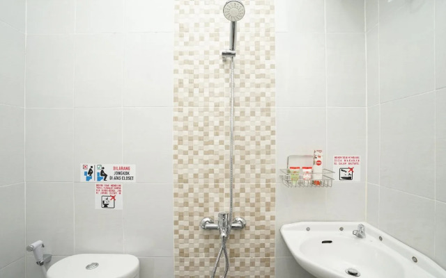 Graha 8 Syariah By OYO Rooms