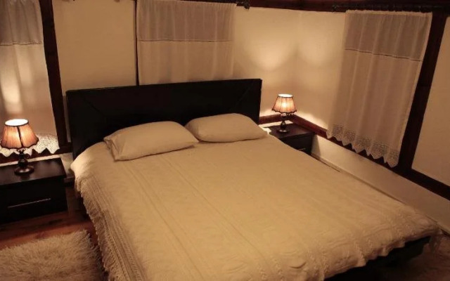 Guesthouse Bujtina Leon