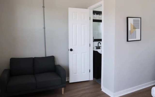Bright 1BR 10-Mins to Nashville