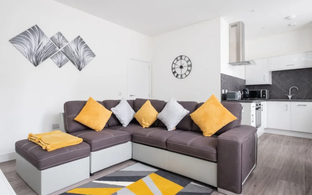 Highland Park Apartment