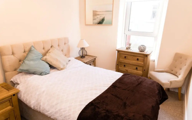 Silver City Apartments, Stylish 2 Bedroom Apartment