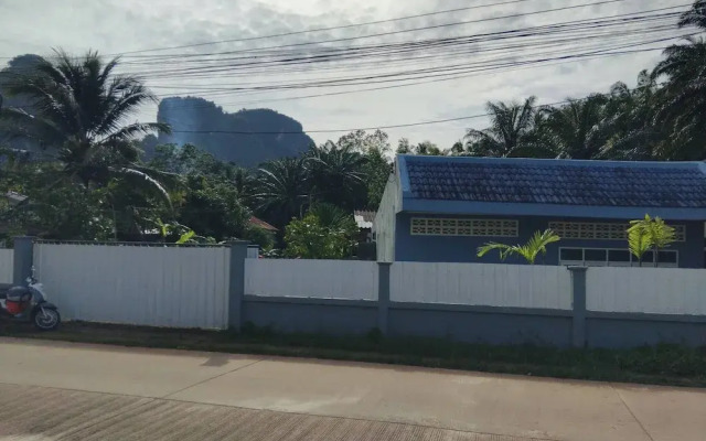 Greeneryhousekrabi52