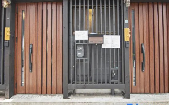 Miyu・Kobi - just 5min walk from Tsutenkaku Tower
