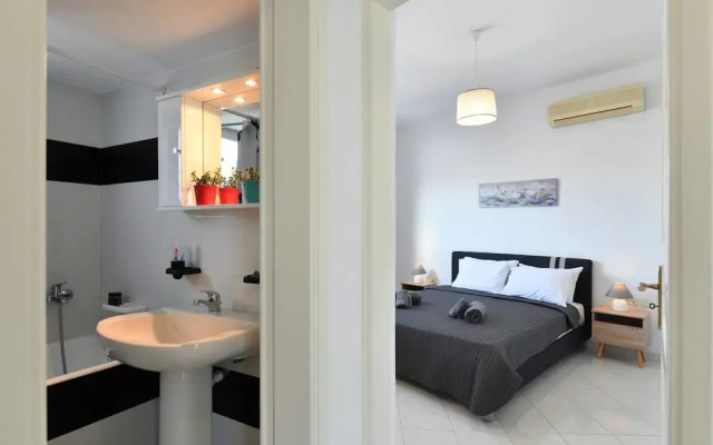 Two Bedroom House - Paroikia Central
