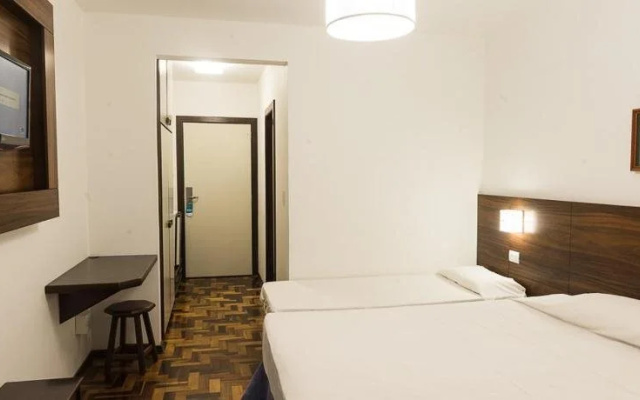 Marlin Hotel