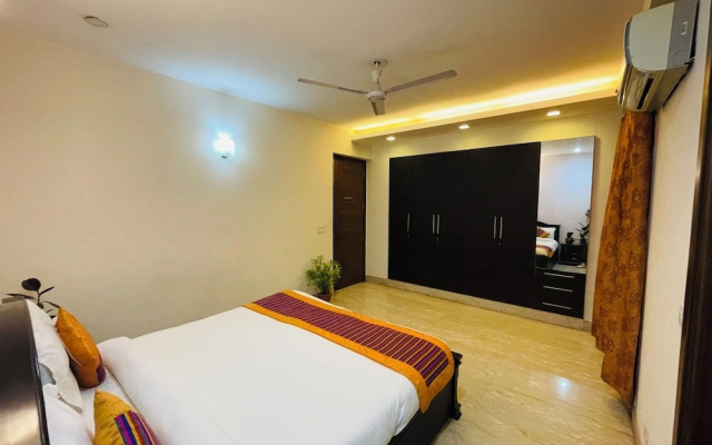 Fortune Home Service Apartment 4BHK J191