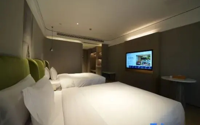 SOLO E-Sports Hotel (Yinzhou Baolong Flagship Store)