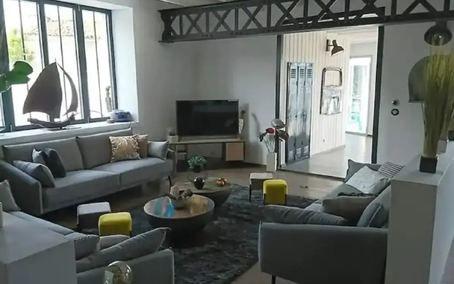 Amazing Villa in Nuaille-d'aunis With Sauna