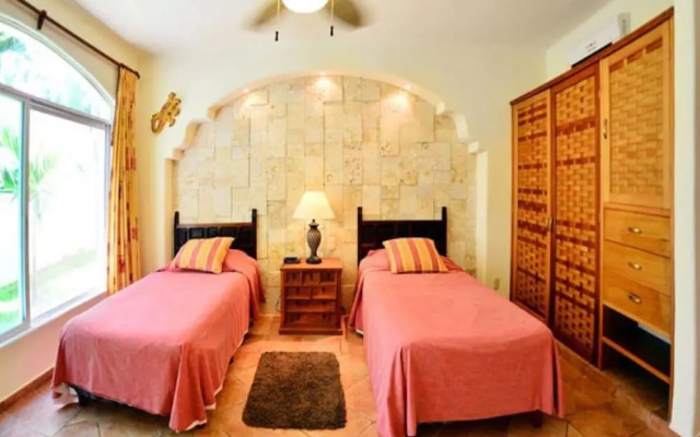 Mar y Sol Villa by ChezPlaya