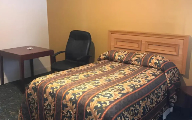 Hotel West Inn Hollywood LA