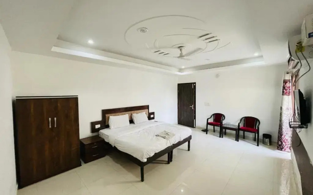 Oyo 63988 Hotel Dolphin