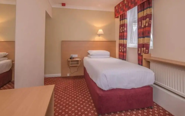 Crewe Arms Hotel