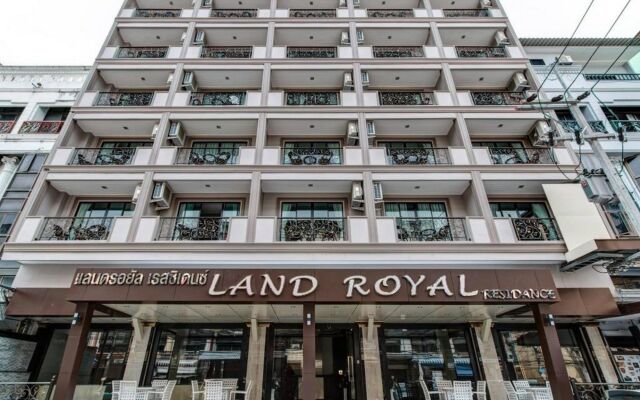 Nida Rooms Regal Marble Hotel вид на фасад