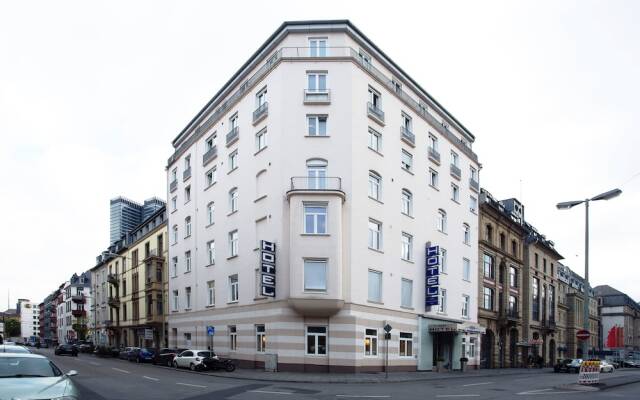 Hamburger Hof Hotel вид на фасад