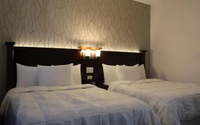 Barefoot Caribe Hotel