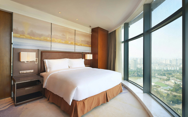 Doubletree By Hilton Ningbo Beilun