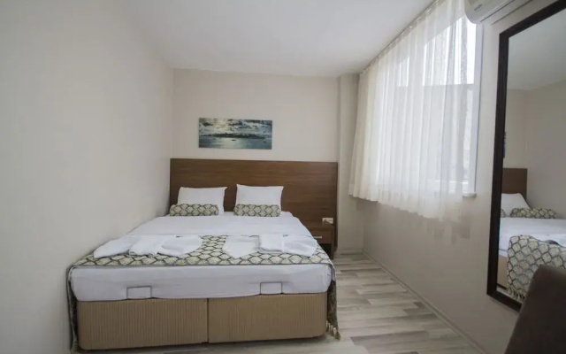 Carina Hotel