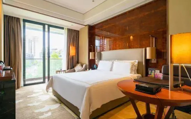 Jiazhou Ligang Hotel