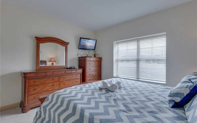 Brother Bear - Three Bedroom Condo