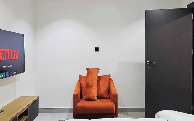Kelvic Suites