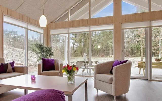 5 Star Holiday Home in Henne