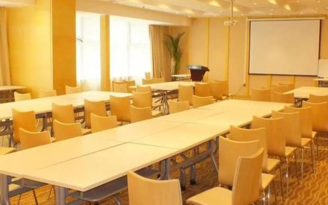 Ji Hotel (Xi'an Fengcheng 2nd Road)
