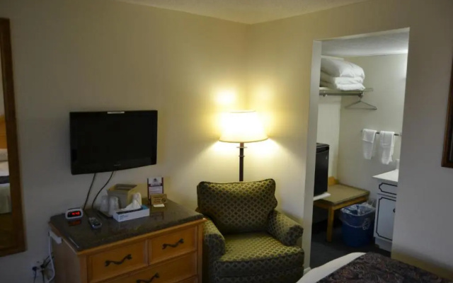 The Ship Motel
