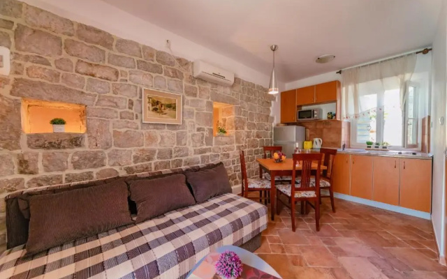 Apartments Bigovo Veljic