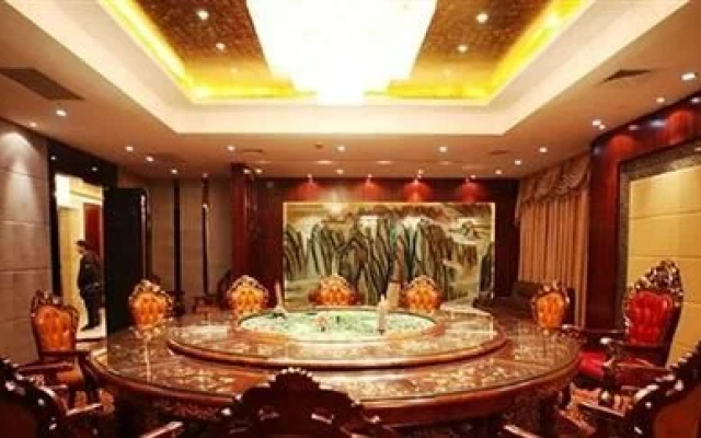 ShineWon Continental Hotel