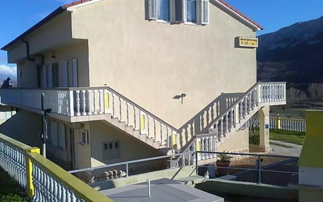 Apartments Brankica