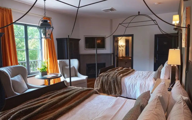 Hotel Domestique