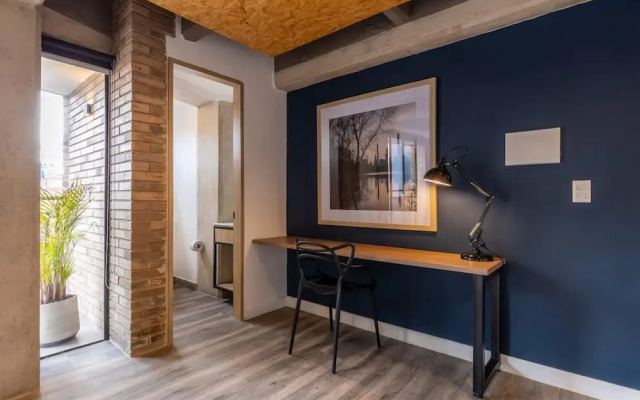 Brilliant 1 BR in Chapinero