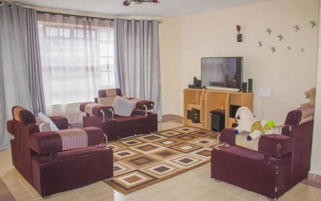 Henny Airport Homestay
