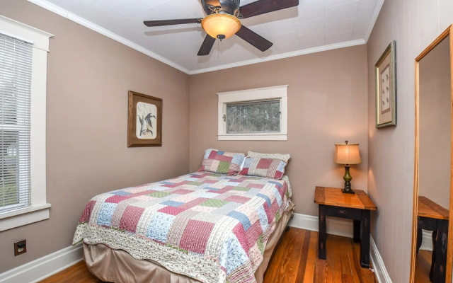 Cross the River 2 Bedroom House