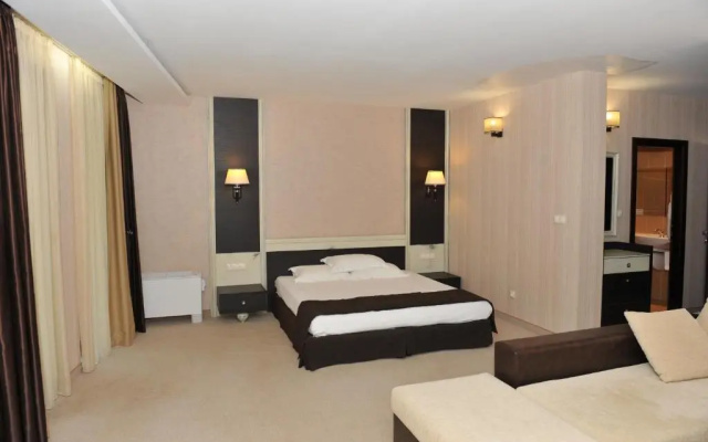Hotel Edia