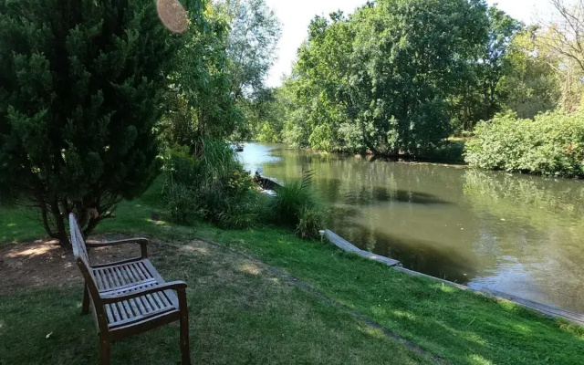 Ferienhaus mit Wasserblick, Lubben