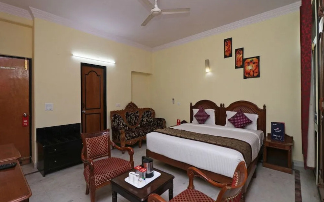OYO 12311 Hotel Annus Holidays