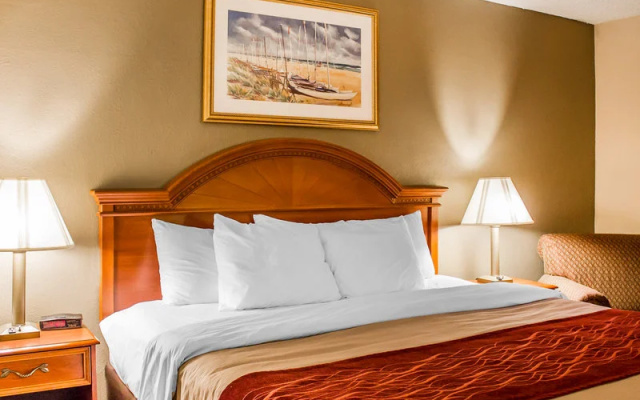 Quality Inn Huron