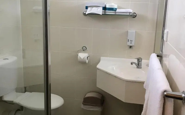 Mandalay Motel