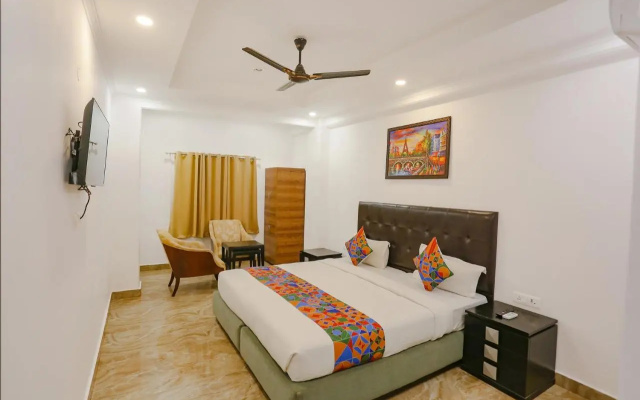 FabHotel Taj Residency