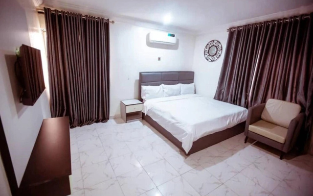 Stunning 2-bed Apartment in Lagos