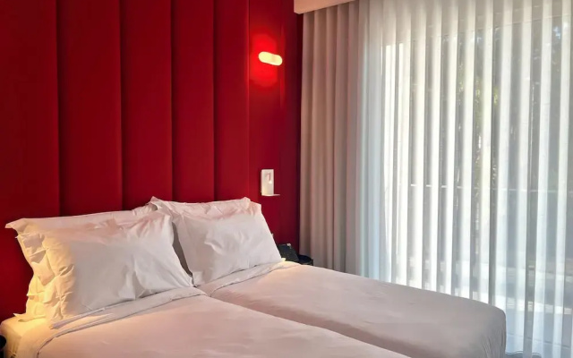 REDNYX Hotel