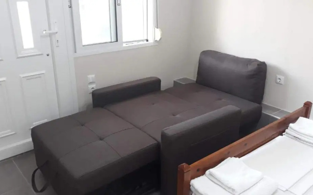 Stathoris Deluxe Studio