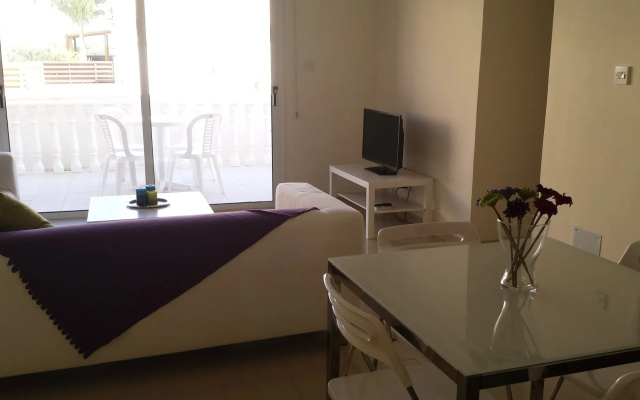 Photothea Apartments