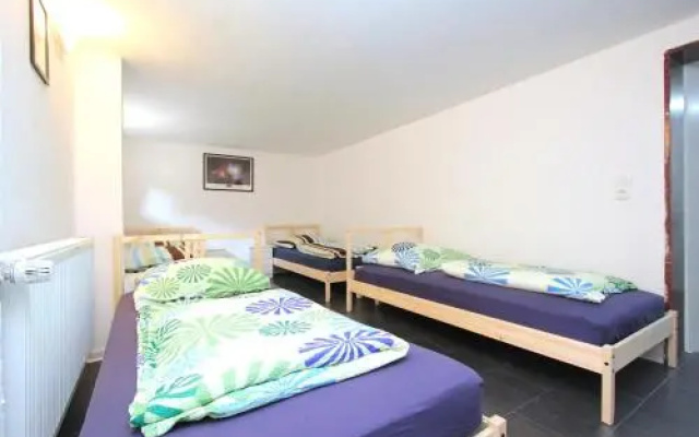 6678 Privat-Souterrain-Apartment