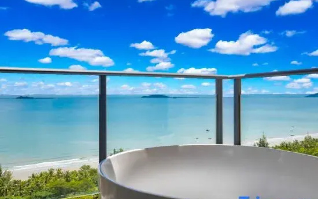 Sea Breeze・Seaview Homestay (Yemeng Promenade, Sanya Bay Branch)