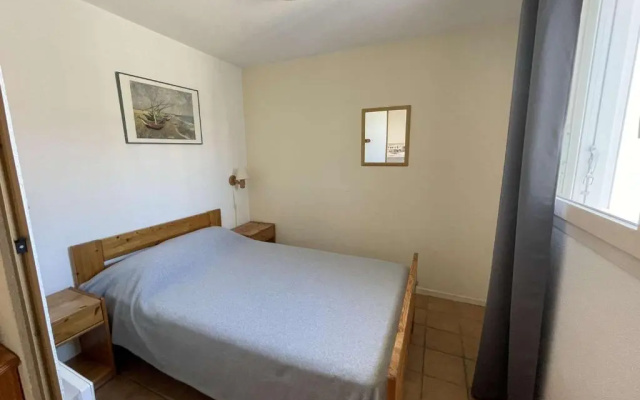Appartement Le Grau-du-Roi, 1 pièce, 4 personnes - FR-1-250-236